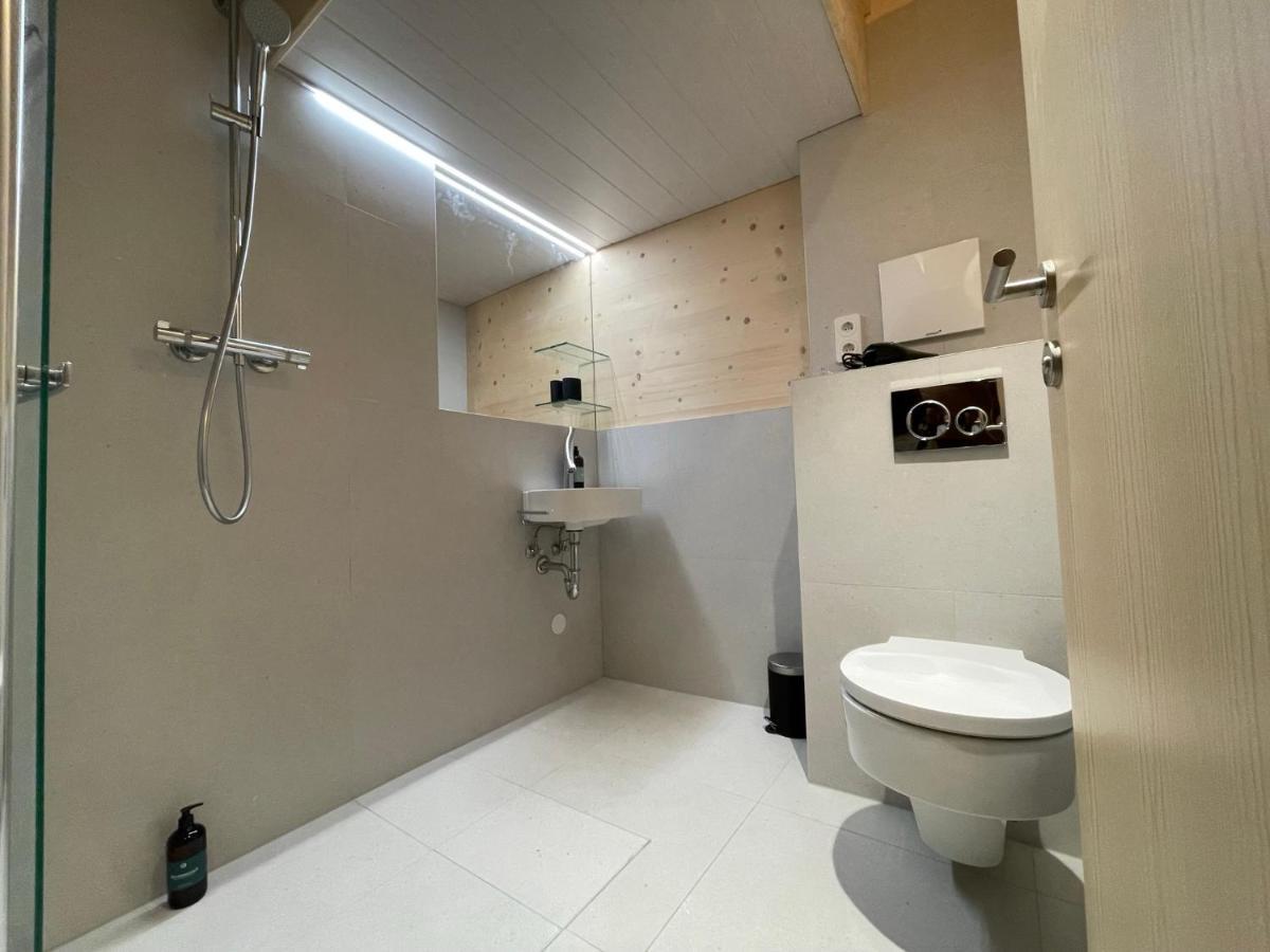 Mondholz - Urban Inn 24-7 إنسبروك المظهر الخارجي الصورة