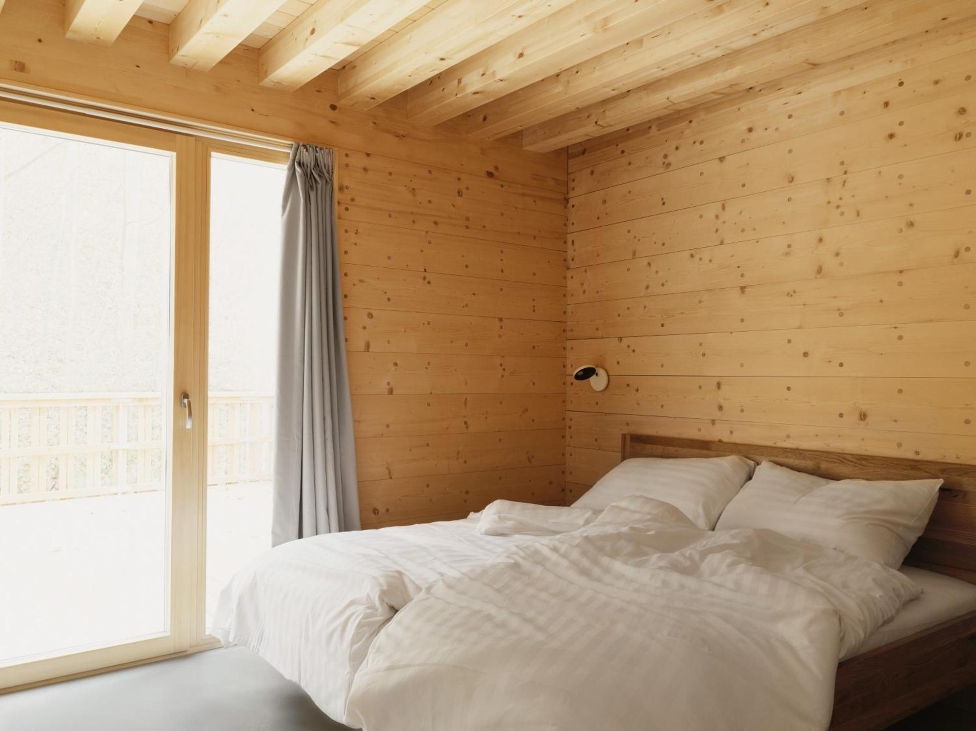 Mondholz - Urban Inn 24-7 إنسبروك المظهر الخارجي الصورة